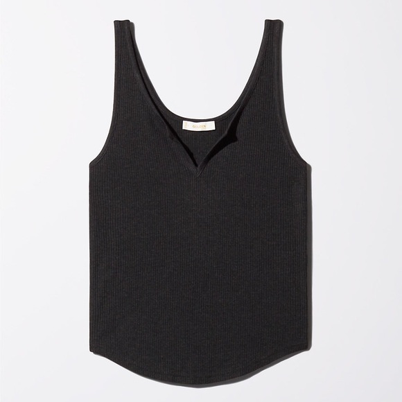 NWOT ARITZIA tank top - Picture 2 of 3